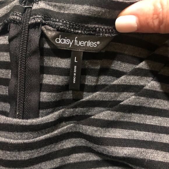 Daisy Fuentes black gray stripe dress LARGE - Picture 5 of 9